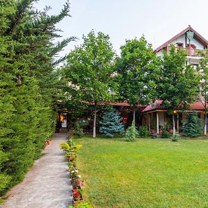 Semeen Hotel Kesta Todorovi Eski Zağra Exterior photo