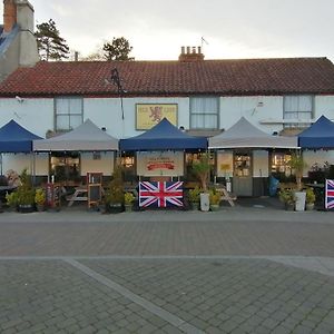 Red Lion Otel Swaffham Exterior photo