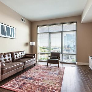 Reston 1Br W Elevator Wd Nr Eclectic Dining Wdc-833 Daire Exterior photo