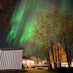 Sentral Og Romslig Leilighet Naert Senja Daire Finnsnes Exterior photo