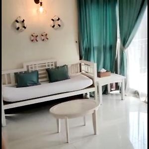 Renovated 2 Bedroom Seavilla For 6Pax Pantai Cenang  Exterior photo