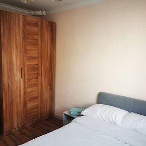 Chic 2-Bedroom Apartment In 13Th District Ulan Batur Exterior photo
