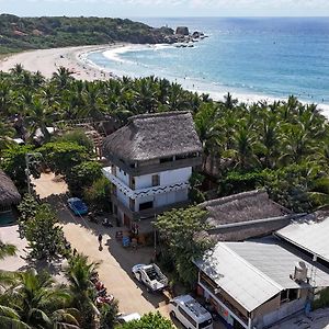 Bikini Beach House Otel Puerto Escondido  Exterior photo