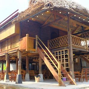 Ha Giang Wooden House Otel Exterior photo