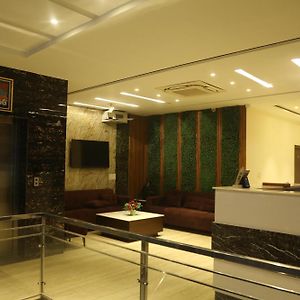 Kd Residency Otel Zirakpur Exterior photo