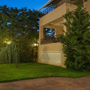 Dana'S Luxury Maisonette Villa Golos Exterior photo