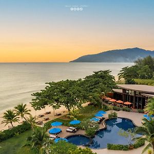 Khanom Beach Resort And Spa Exterior photo