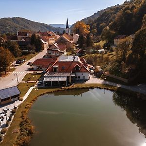 Kozjanski Dvor Otel Podčetrtek Exterior photo