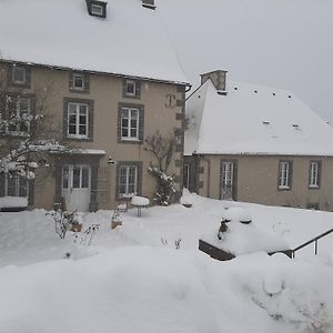 Datcha Anastasia Otel Besse-et-Saint-Anastaise Exterior photo