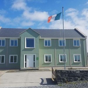 Aran Walkers Lodge Inis Mor Exterior photo