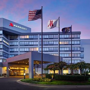 Detroit Marriott Southfield Otel Exterior photo