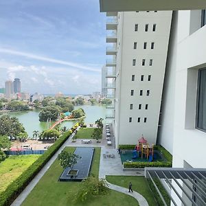 Altair Colombo - View, Location, Ultra Luxury! Daire Exterior photo