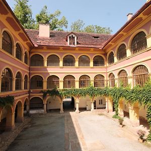 Schloss Frauenthal Daire Deutschlandsberg Exterior photo