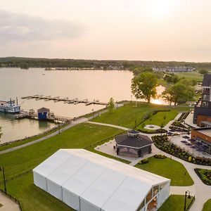 Hotel Canandaigua, Tapestry Collection By Hilton Exterior photo