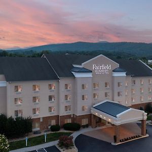 Fairfield Inn & Suites Roanoke Hollins/I-81 Exterior photo