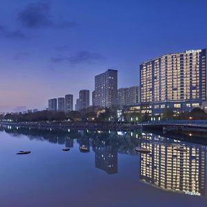 Hilton Suzhou Yinshan Lake Exterior photo