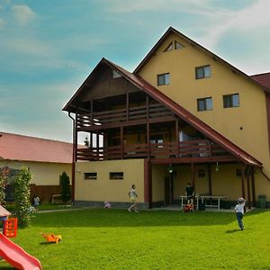 Casa Leu Otel Curtea de Argeş Exterior photo