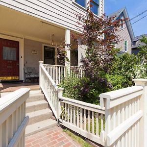 Charming Harvard Victorian Daire Cambridge Exterior photo