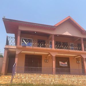 Shirley'S Corner Daire Kumasi Exterior photo