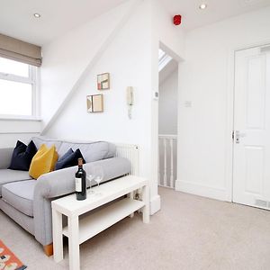 Cozy 1 Bedroom Apartment | Wifi Cardiff Exterior photo