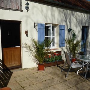 Ancient Country Cottage For 2, Nature Lovers Paradise. Châteaumeillant Exterior photo