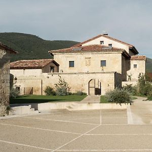 El Priorato De Trespaderne Otel Exterior photo