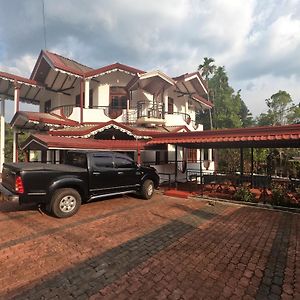 Rafting Reach Layathraa Otel Nawalapitiya Exterior photo