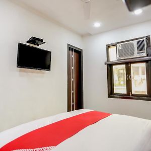 Oyo Anshun Residency Near M2K Cinemas Rohini Otel Yeni Delhi Exterior photo