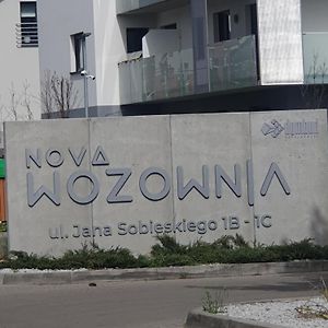 Apartament Number 2 Nova Wozownia Free Parking Daire Leszno  Exterior photo