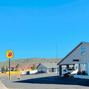 Super 8 By Wyndham Williams West Route 66 - Grand Canyon Area Otel Exterior photo