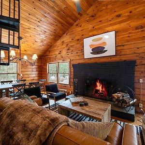 Berkshire Vacation Rentals: Private Cabin On Over 12 Acres Of Woods Becket Exterior photo