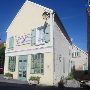 Auberge De L'Omois Otel Baulne-en-Brie Exterior photo