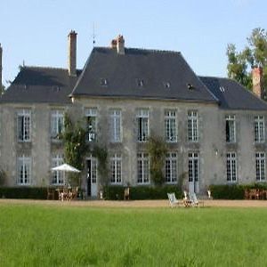 Chateau De Sarceaux Bed & Breakfast Alençon Exterior photo