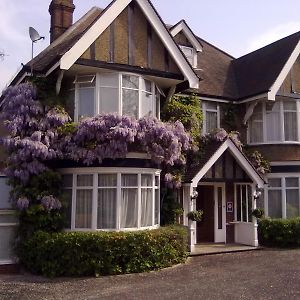 Cranston House Otel East Grinstead Exterior photo