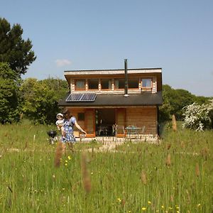 Tiny Home Cabin Eilidh Cowes  Exterior photo