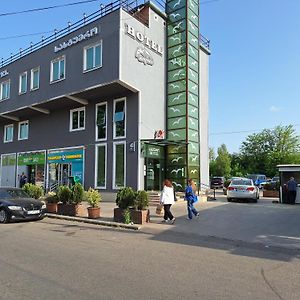 Hotel Georgian Kutaisi Exterior photo