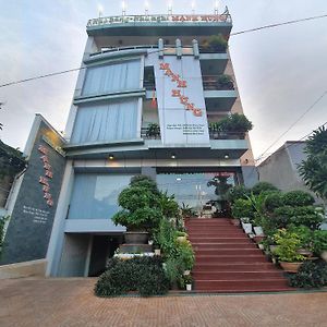 Manh Hung Hotel Buôn Ma Thuột Exterior photo