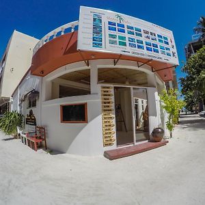 Shadow Palm Otel Maafushi Exterior photo