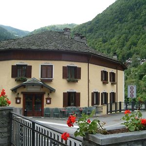 Hotel Residence Giardini Piode Exterior photo