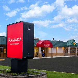 Ramada By Wyndham Rome - Verona Otel Exterior photo