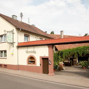 Weingut Und Gaestehaus Vongerichten Otel Oberhausen  Exterior photo