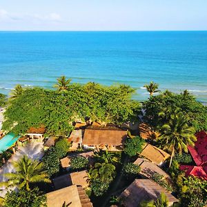 Margarita Beach Otel Khanom Exterior photo