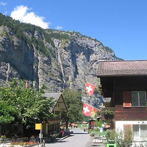 Hotel-Restaurant Stechelberg Bed & Breakfast Exterior photo