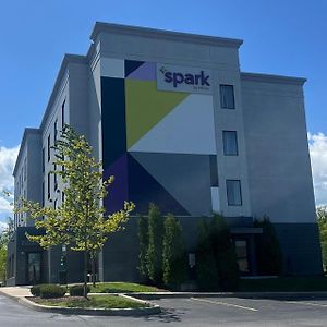 Spark By Hilton Erie Otel Exterior photo