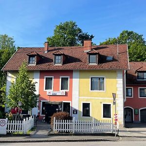 Lindenhof Ybbs Bed & Breakfast İps Exterior photo