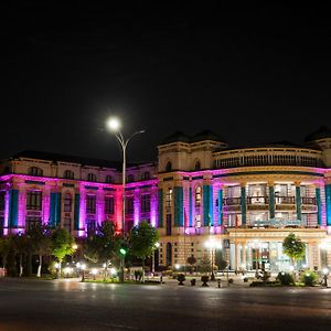 Bo'Gishamol Hotel Andican Exterior photo