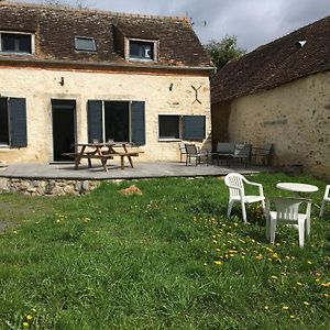 Charmante Fermette Avec Jardin, Terrasse Et 4 Chambres - Ideale Pour Familles Et Amis - Fr-1-410-436 Avessé Exterior photo