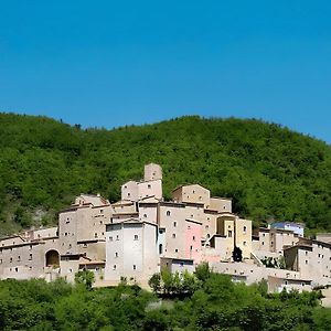 Castello Di Postignano Relais Otel Sellano Exterior photo