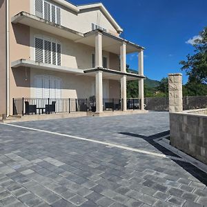 Boulevard Apartments Kotor Exterior photo