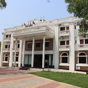 Hotel Kailas Residency Evrengabad Exterior photo